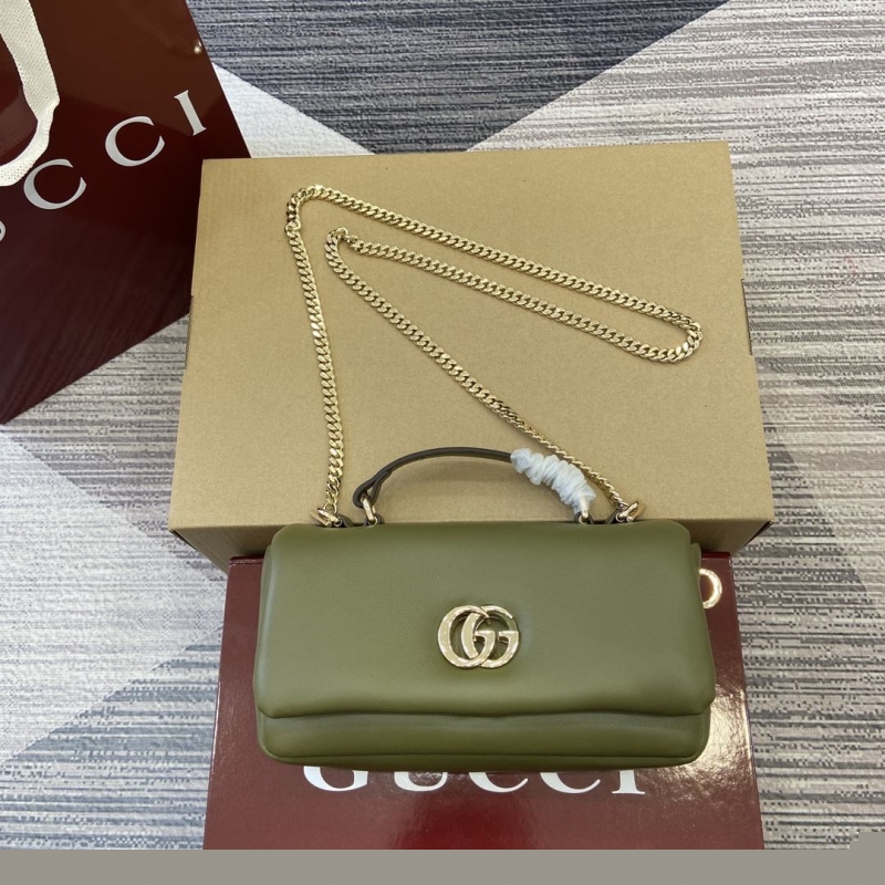 G*u*i top handle bags